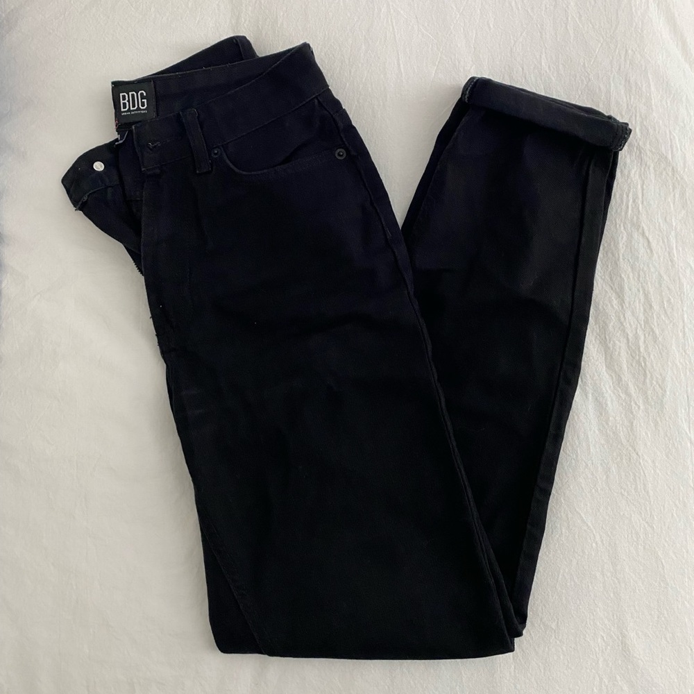 BDG Mom High Rise Jeans